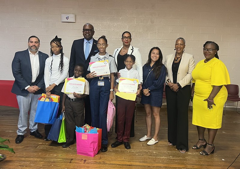 Photo of Essay Competition Participants (Source: Government House)