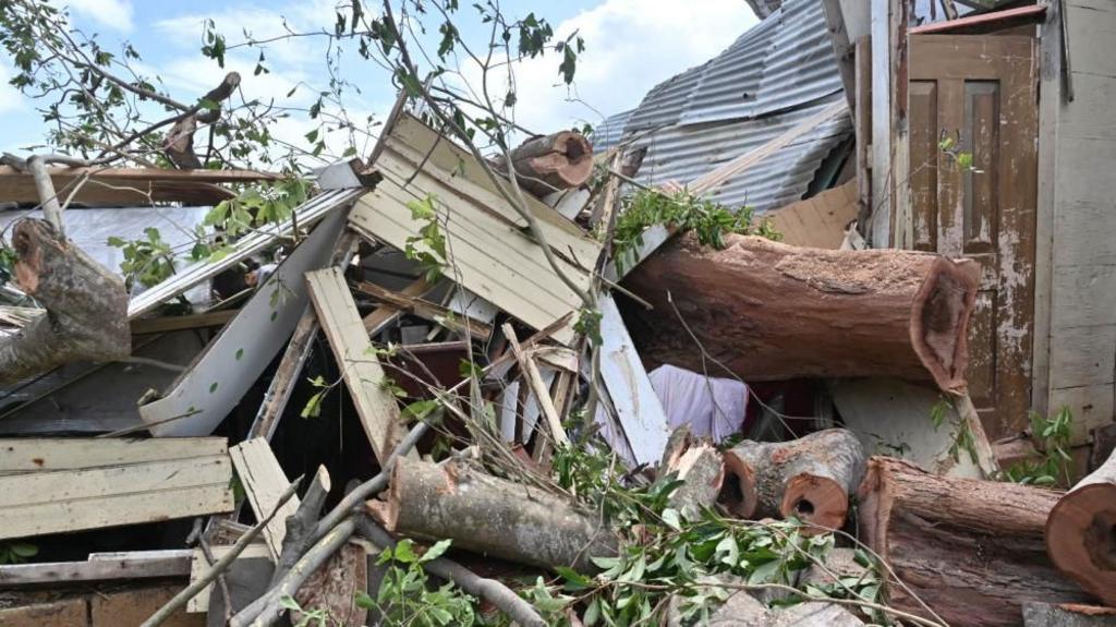 Four deaths in Jamaica as Hurricane Melissa crosses Bahamas