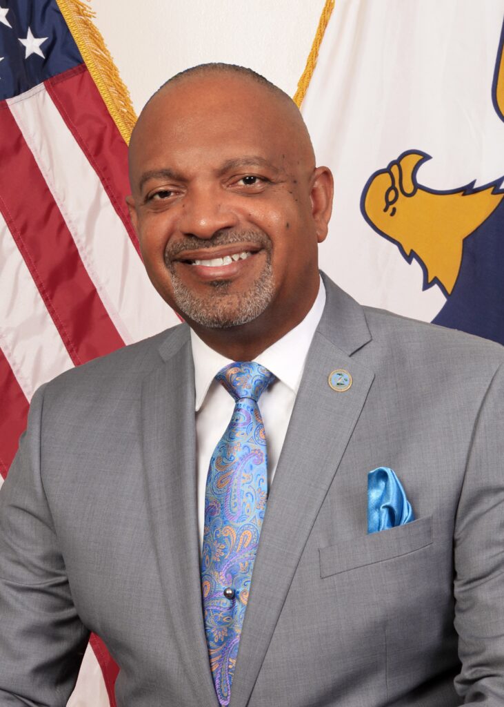 Lt Gov Tregenza A Roach